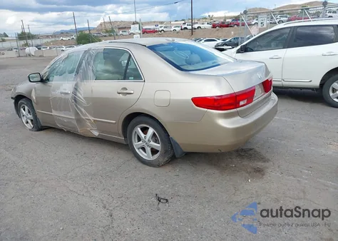 2005 Honda Accord 2.4 Ex z USA, uszkodzony, nr VIN 1HGCM56835A005305